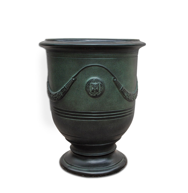 PIETRO ANDUZE WITH GARLAND